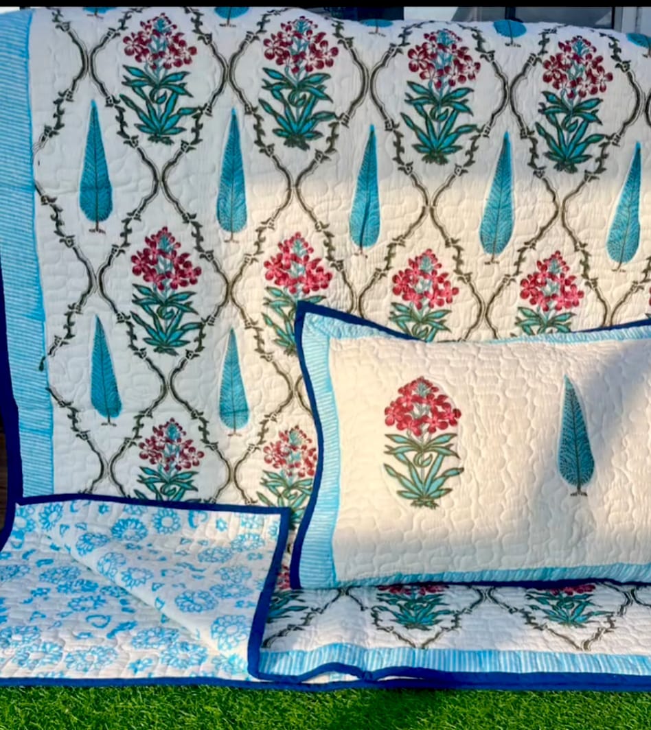 100% Premium Reversible Mulmul Cotton King Size Bedspread cum AC Quilt, Blue & White