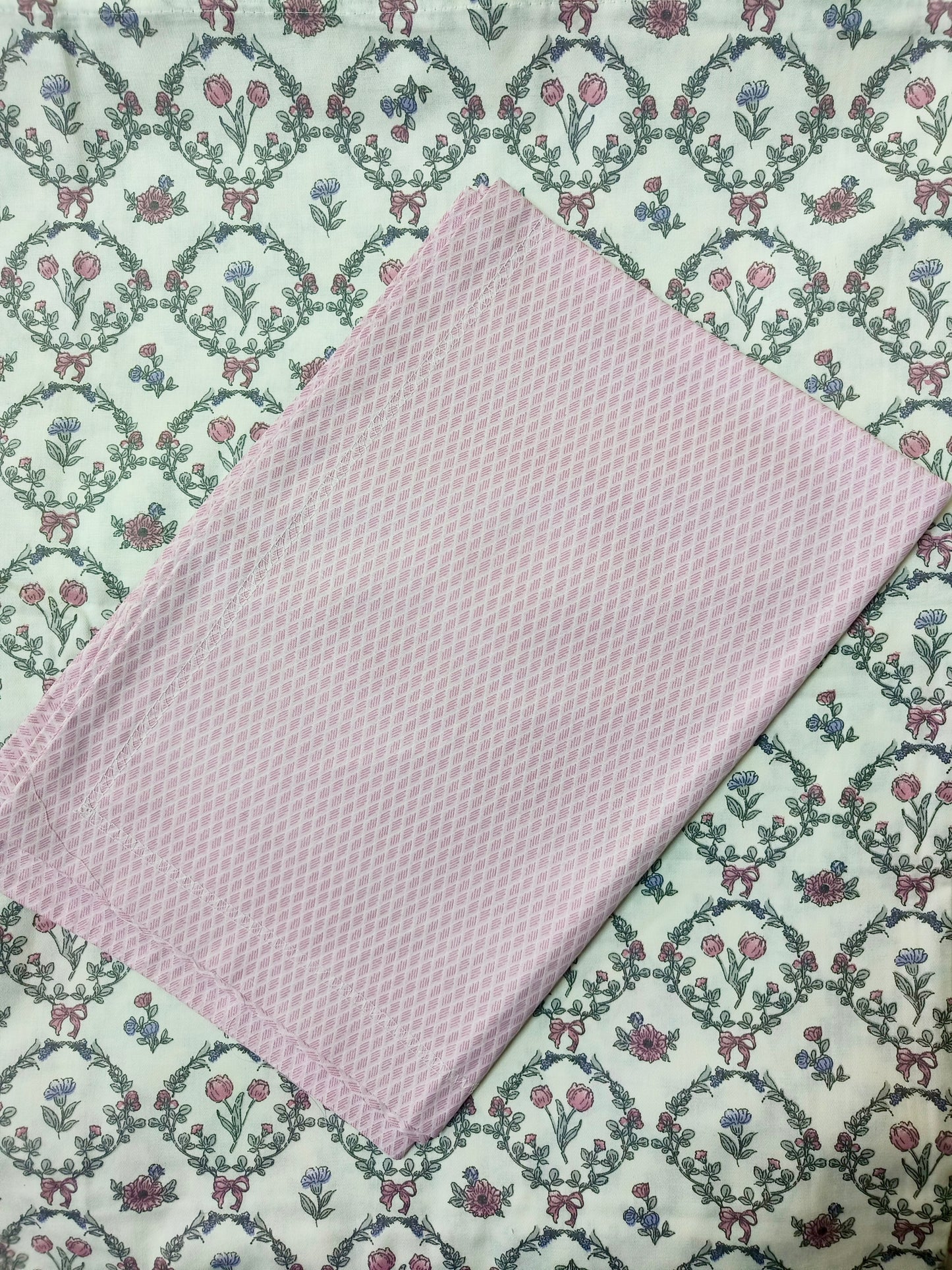 Soft Cotton King Size Bedsheet With Two Pillow Covers, Cream & Pink