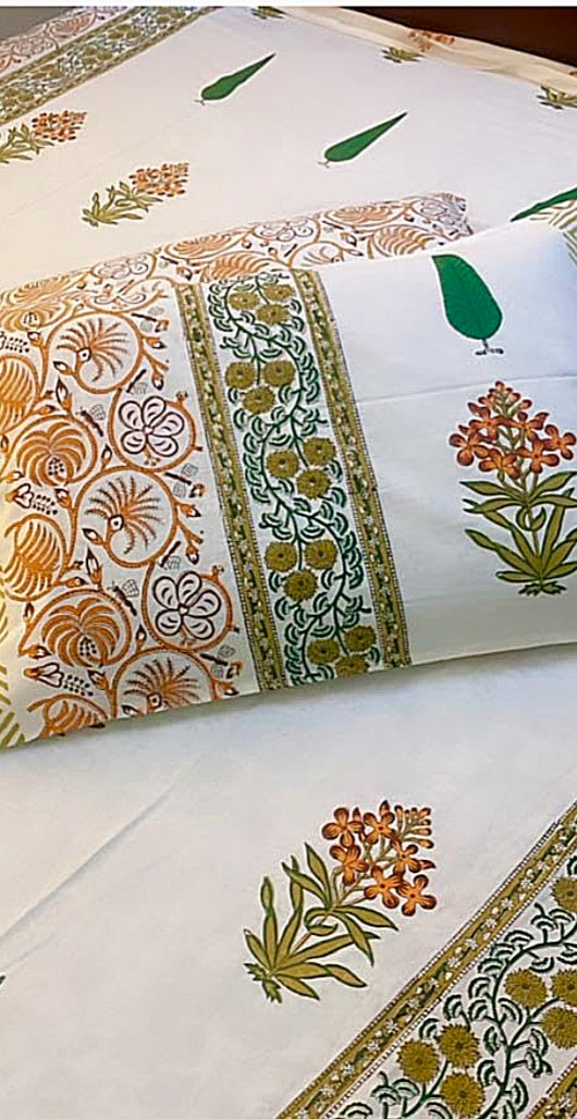 100% Pure Cotton Handblock 200 TC Percale King Size Bedsheet with Two Pillow Covers, Green Yellow