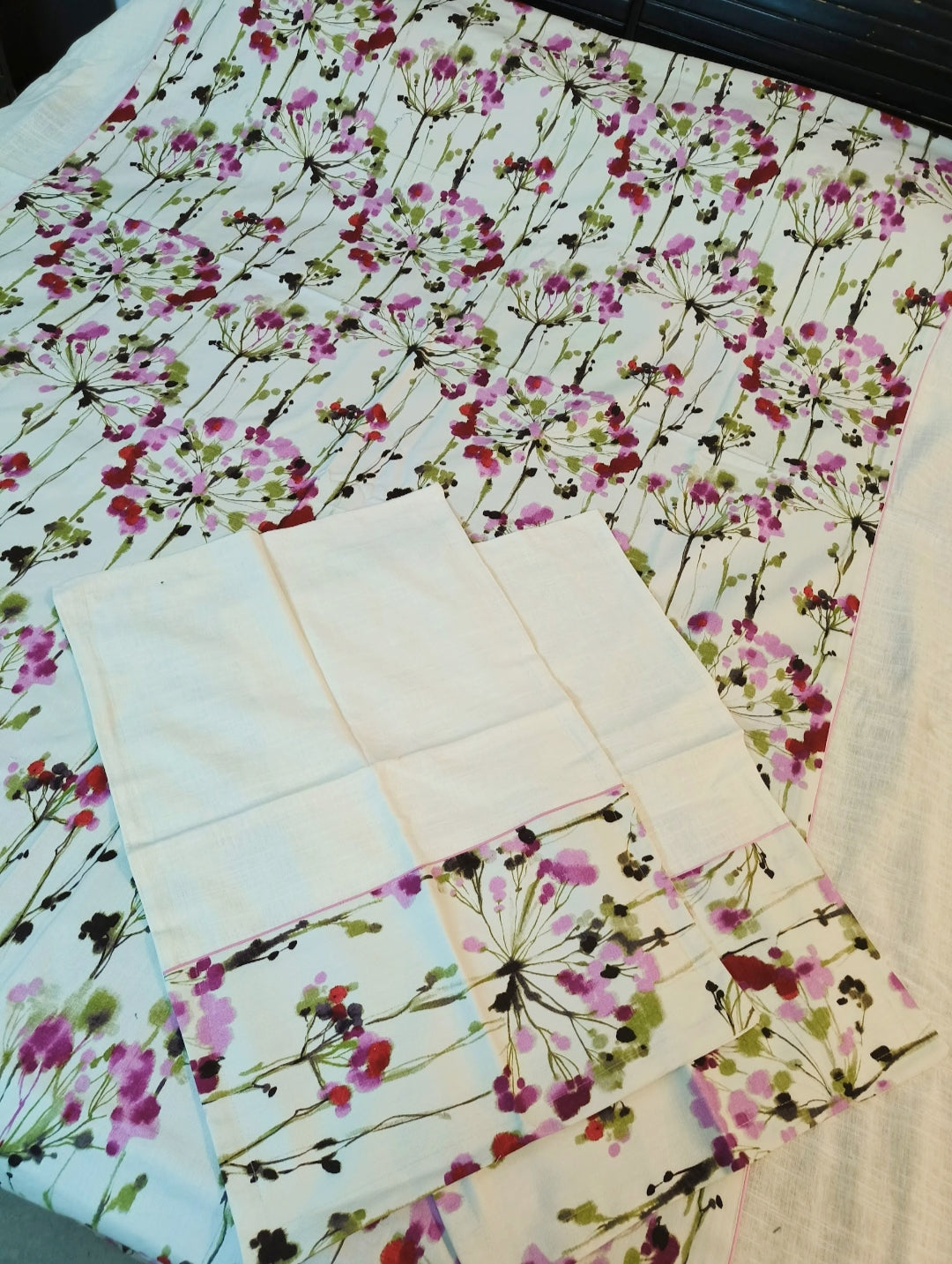 100% Pure Canvas Cotton King Size Bedcover with Two Pillow Covers, Pink Floral