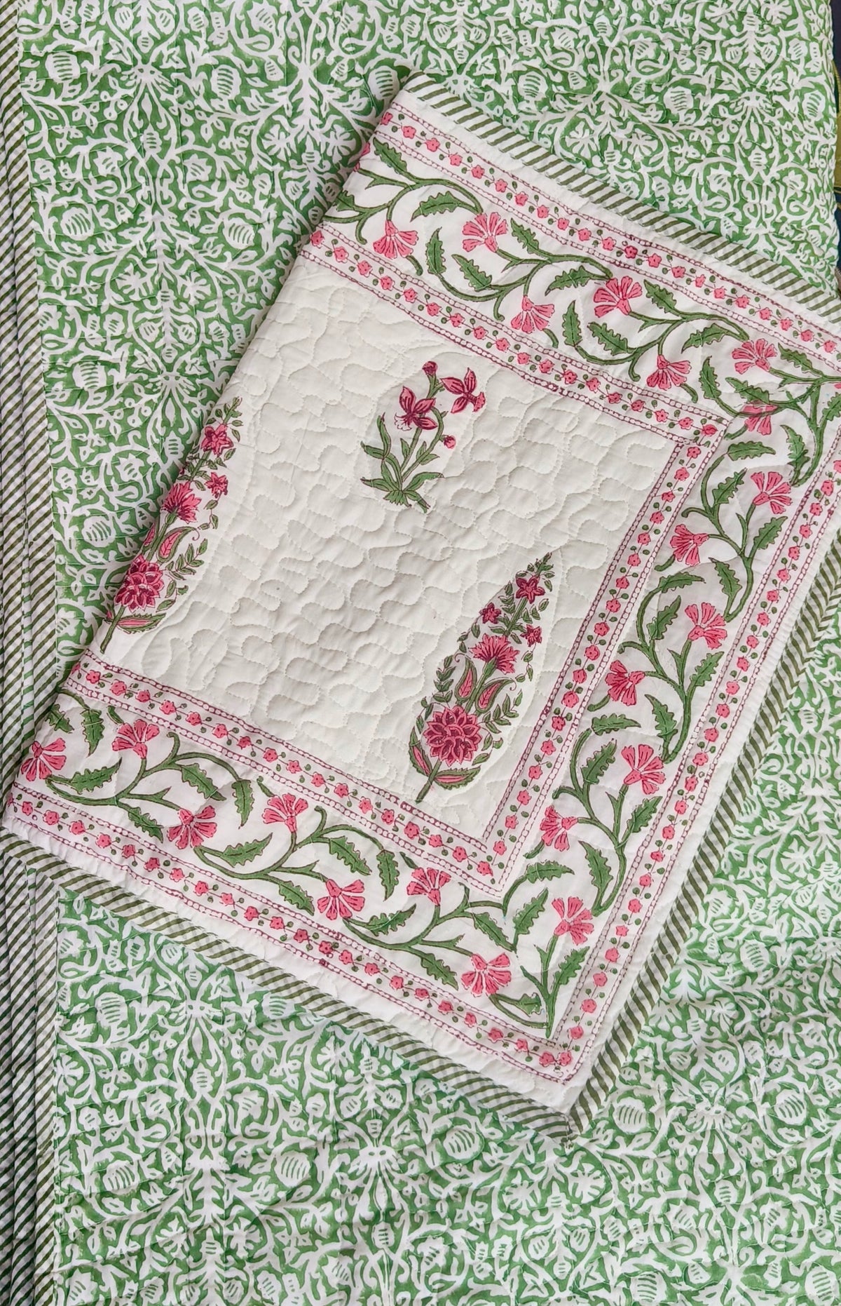 100% Premium Mulmul Cotton Reversible King Size Bedspread cum AC Quilt, Leaf Green & Pink