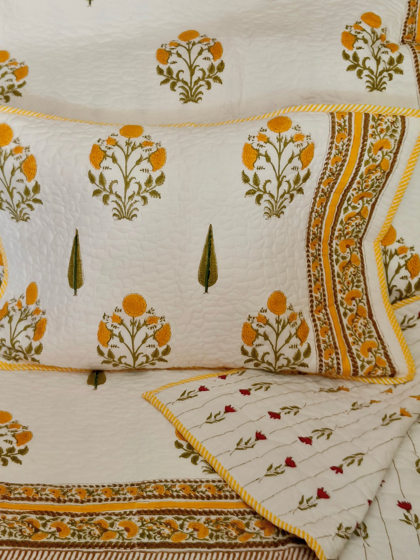 100% Premium Mulmul Cotton Reversible King Size Bedspread cum AC Quilt